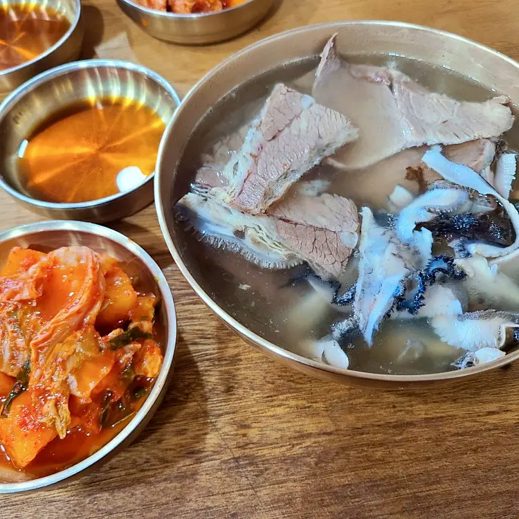 전참시 전지적참견시점 이영자 직접 끓인 보리차 청담부부 정우성 이정재 웃게한 디저트 맛집 80년 노포 방짜유기 한우 곰탕, 수육 여의도 국회의사당역 곰탕집 맛집 소개