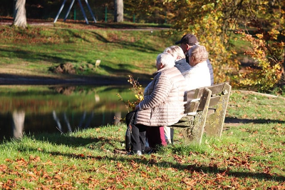 노인 커뮤니티 시설