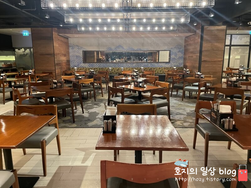 방콕 메리어트 마르퀴스 퀸즈파크 조식당