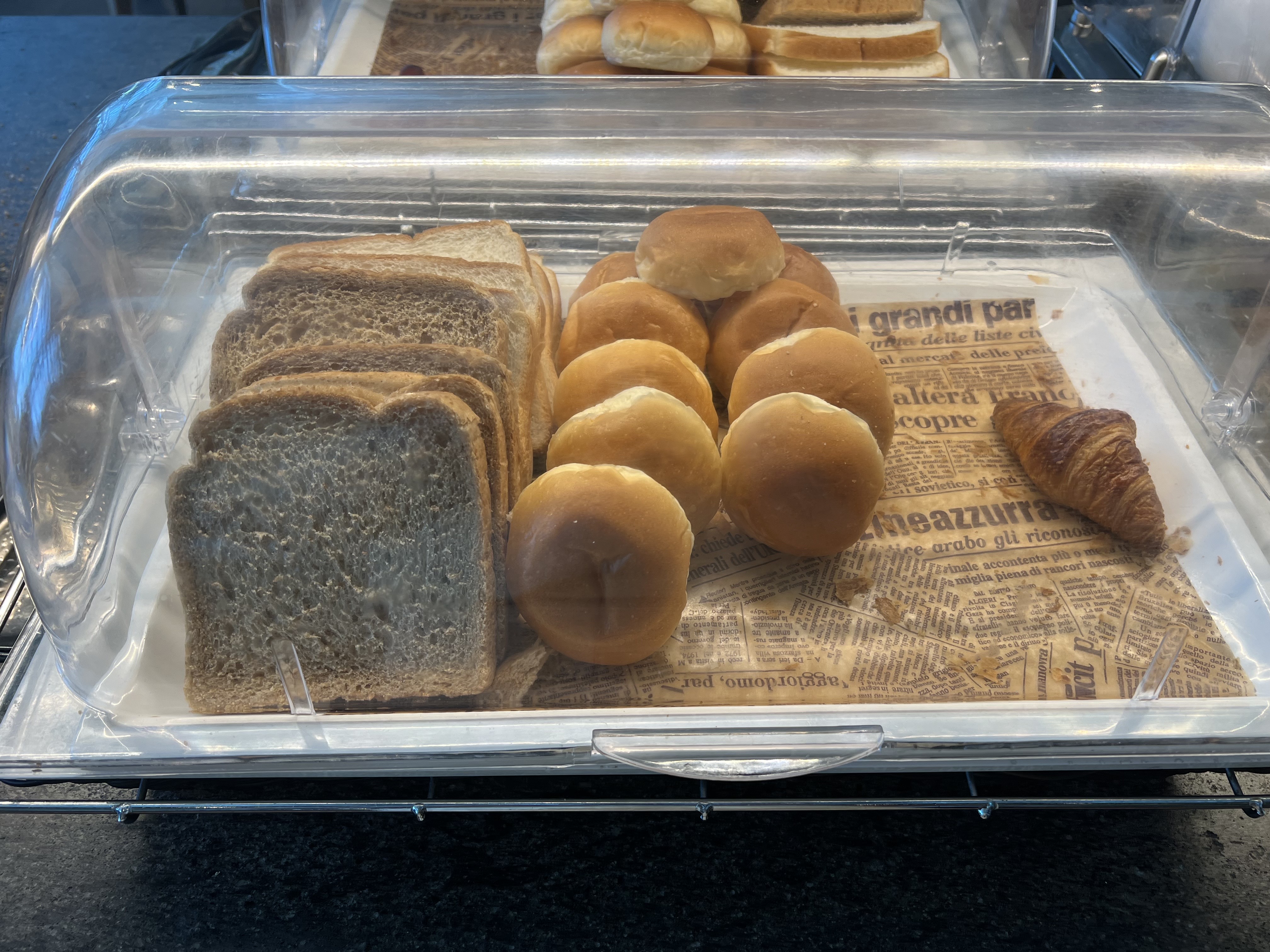 아시아나-비지니스-라운지-빵