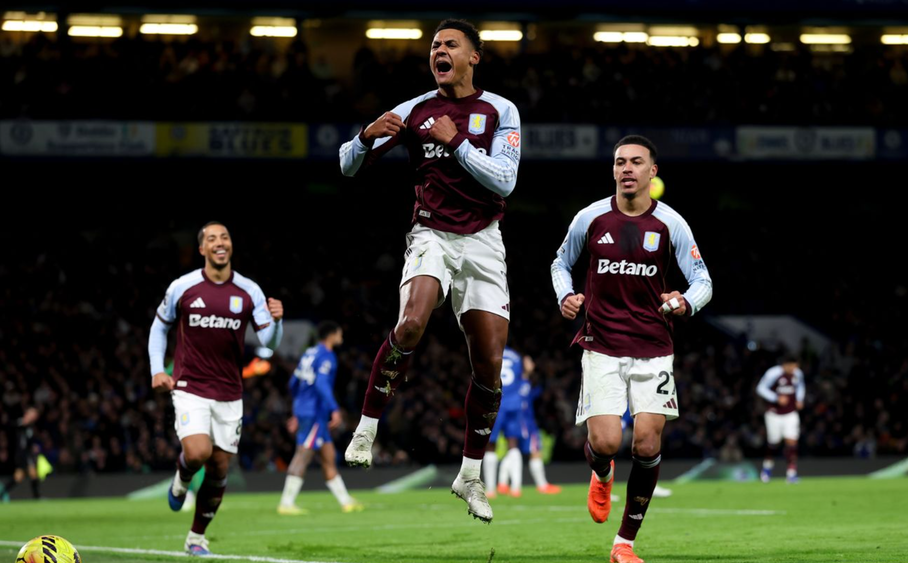 동점공을 기록하는 올리 왓킨스