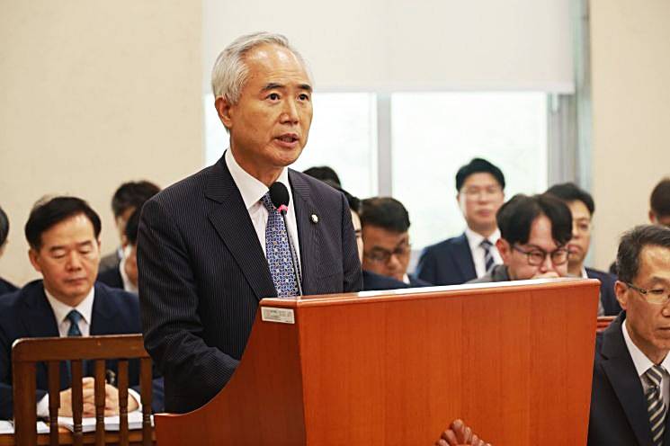 양부남