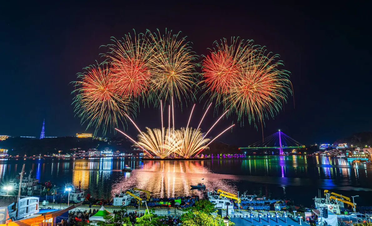 2025 여수밤바다 불꽃축제 일정 프로그램 명당 교통 주변 맛집 및 숙소 추천 