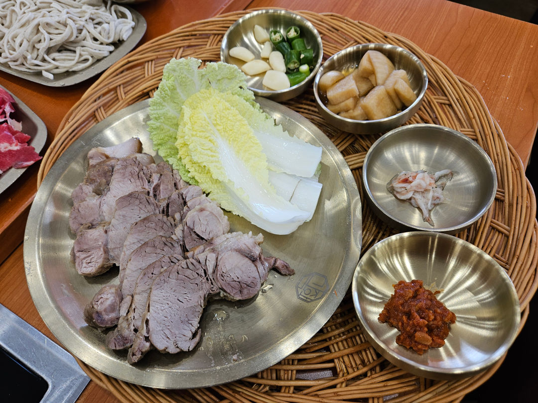 기장옥 샤브 칼국수 온수육