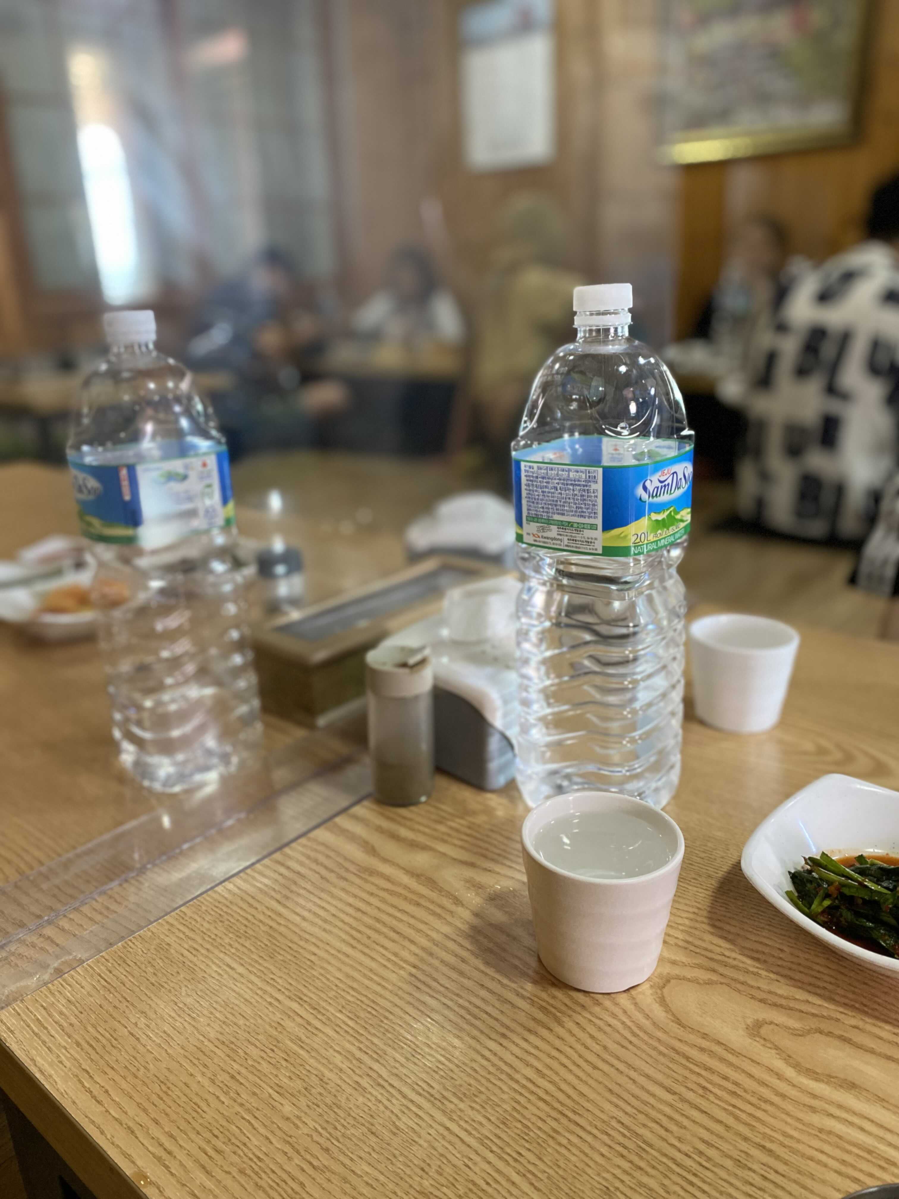 물은 삼다수만 사용한다고 하는 우진해장국