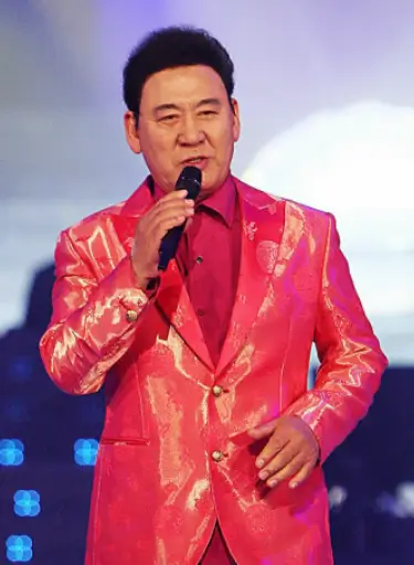 가수 현철