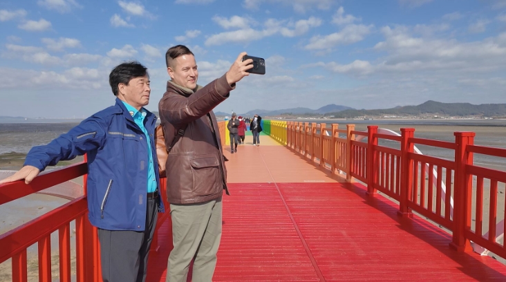 한국기행-가거도-장어국수-돌장어-문어