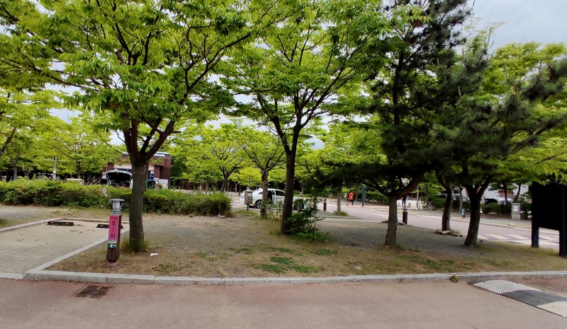 바로옆에 B-20사이트가 붙어있어 매우 비좁은 B01사이트