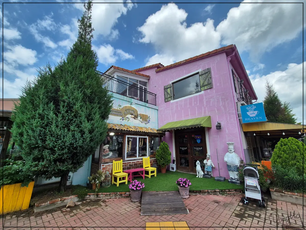 가족과-주말-나들이-가기-좋은-경기도-근교-맛집-로즈마리노-입구-전경