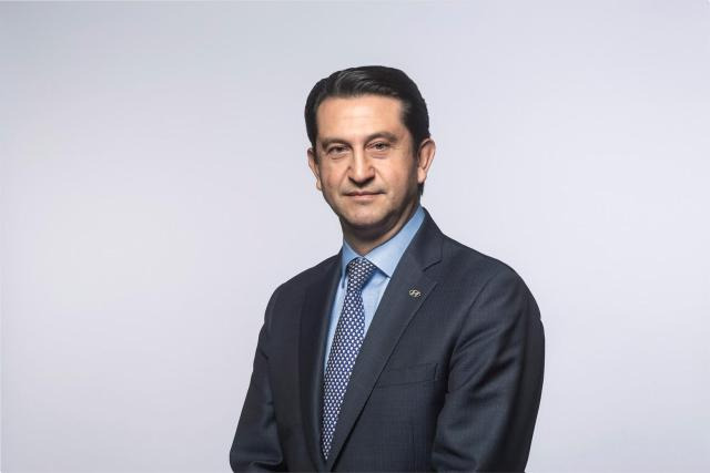호세 무뇨스 첫 외국인 CEO