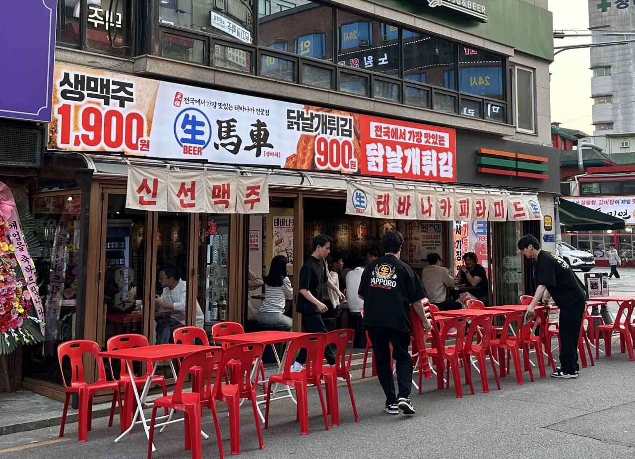 프랜차이즈가림막 천가림막 프랜차이즈노렌 이자카야노렌 식당가림막 주방가리개 가림막커튼 가림막제작 노렌제작 주방노렌 주방가림막 카페가림막 광목천인쇄 광목천인테리어 주방인테리어 식당인테리어 이자카야인테리어