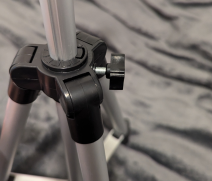 상단부조절 나사