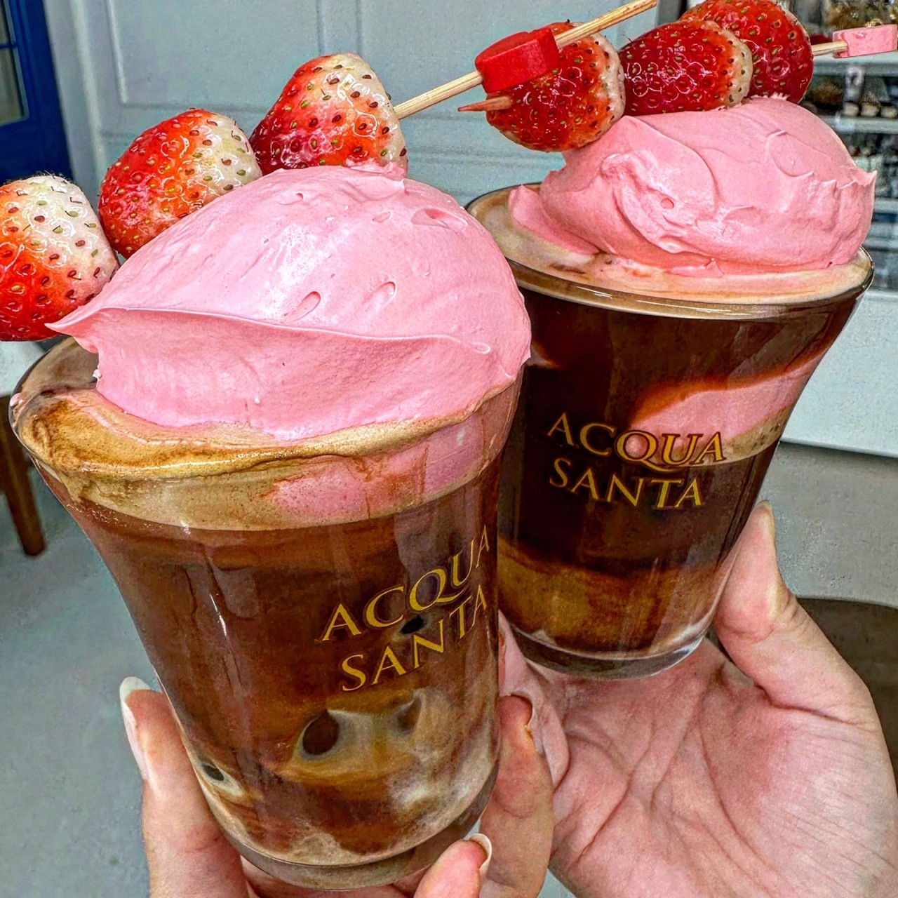 아쿠아산타 성수카페