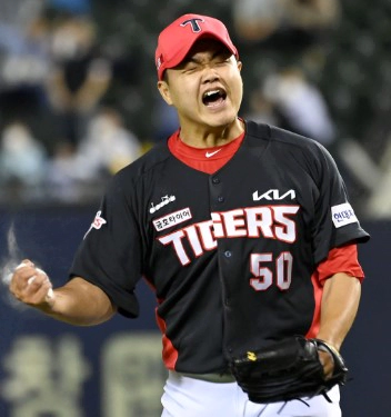 장현식 fa 계약 연봉 LG 이적 배경