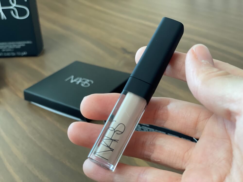 나스-사은품-컨실러