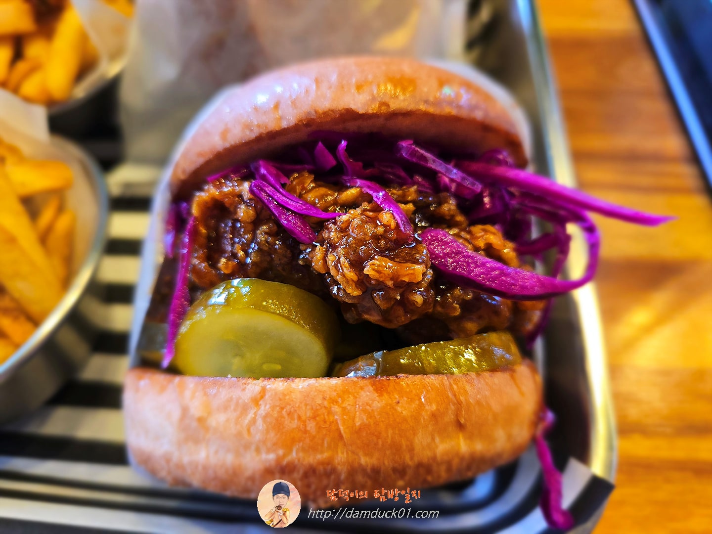 내슈빌 핫 치킨 버거