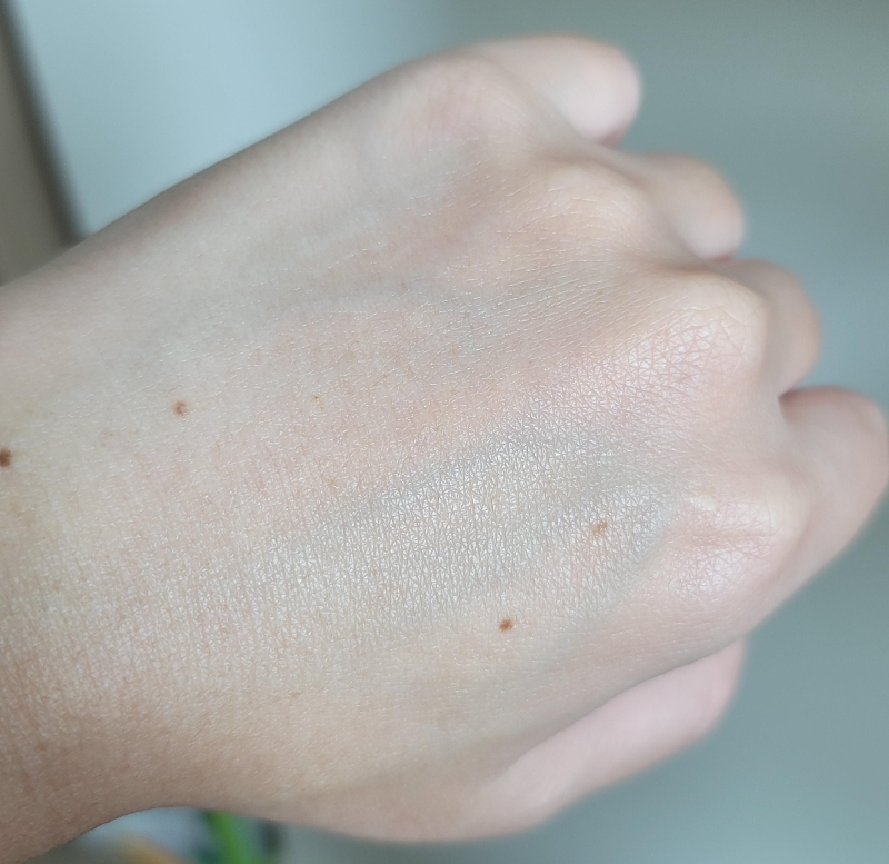 발림성 및 수분감