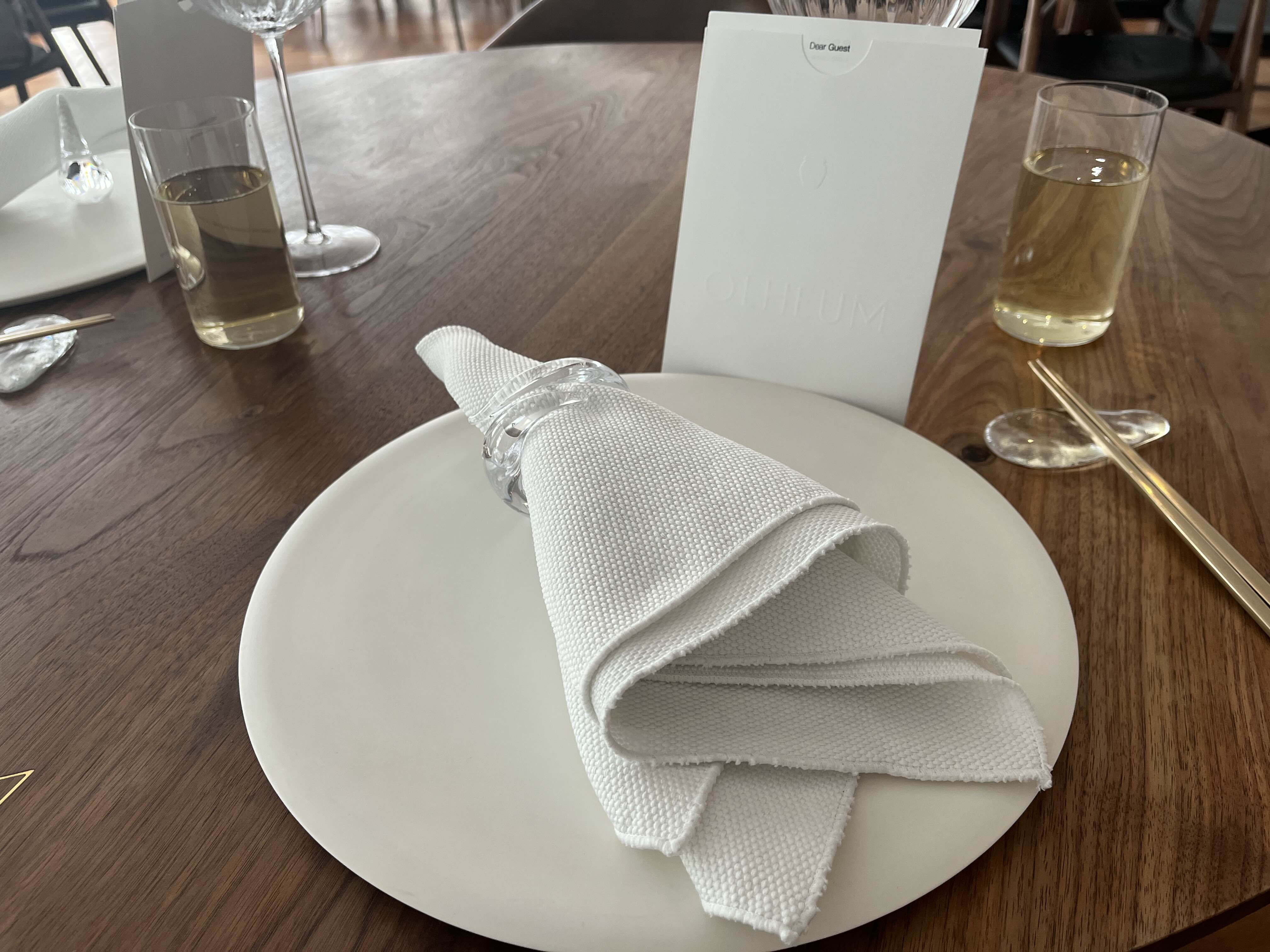 옳음 테이블세팅