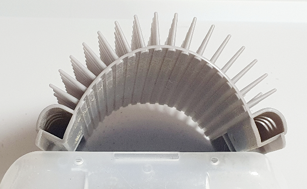 셀프 브러시 윗부분