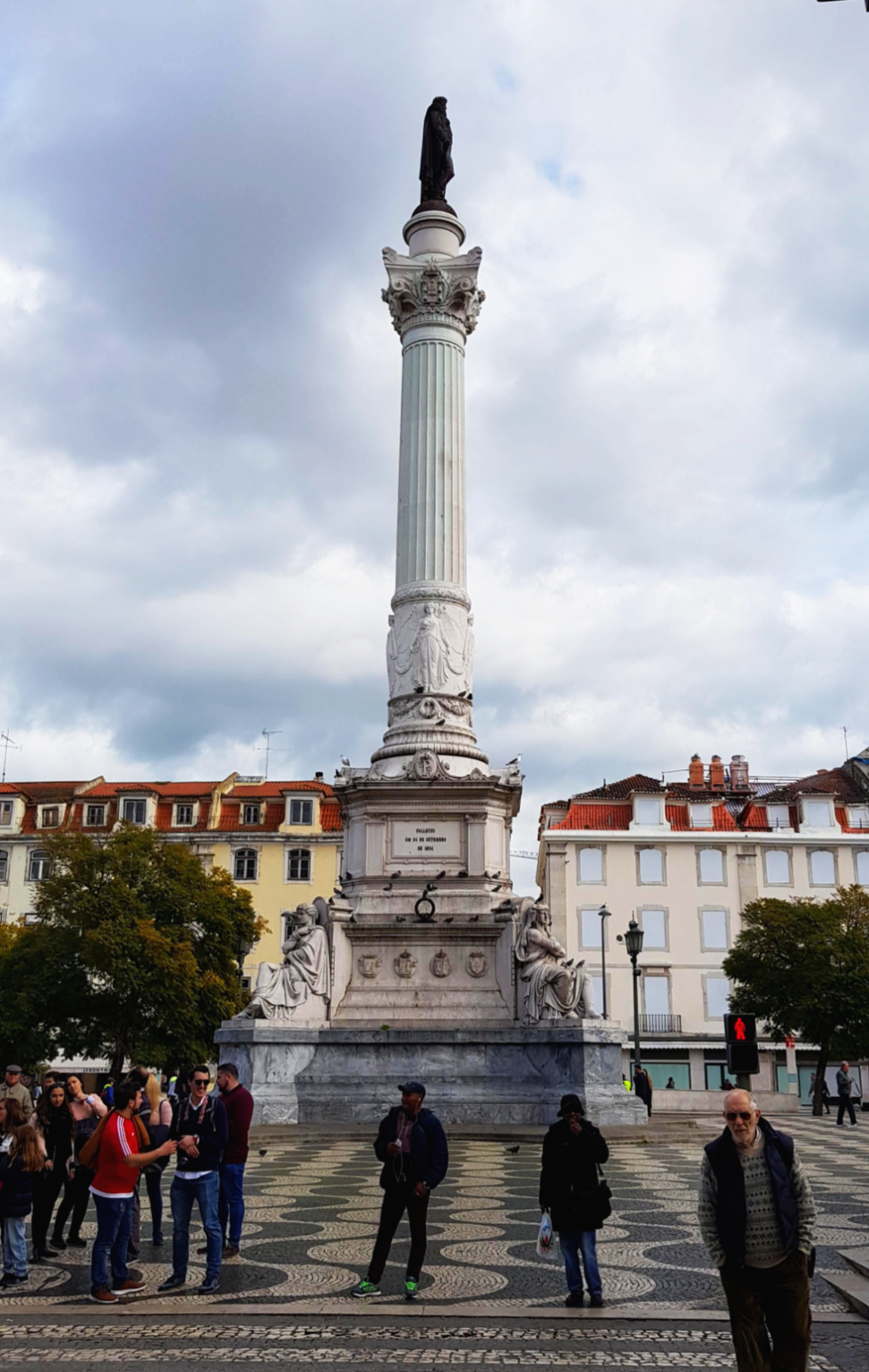 포르투갈 리스본 헤스타우라도레스 광장