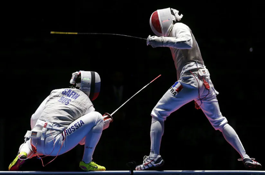 펜싱결기중인 두선수