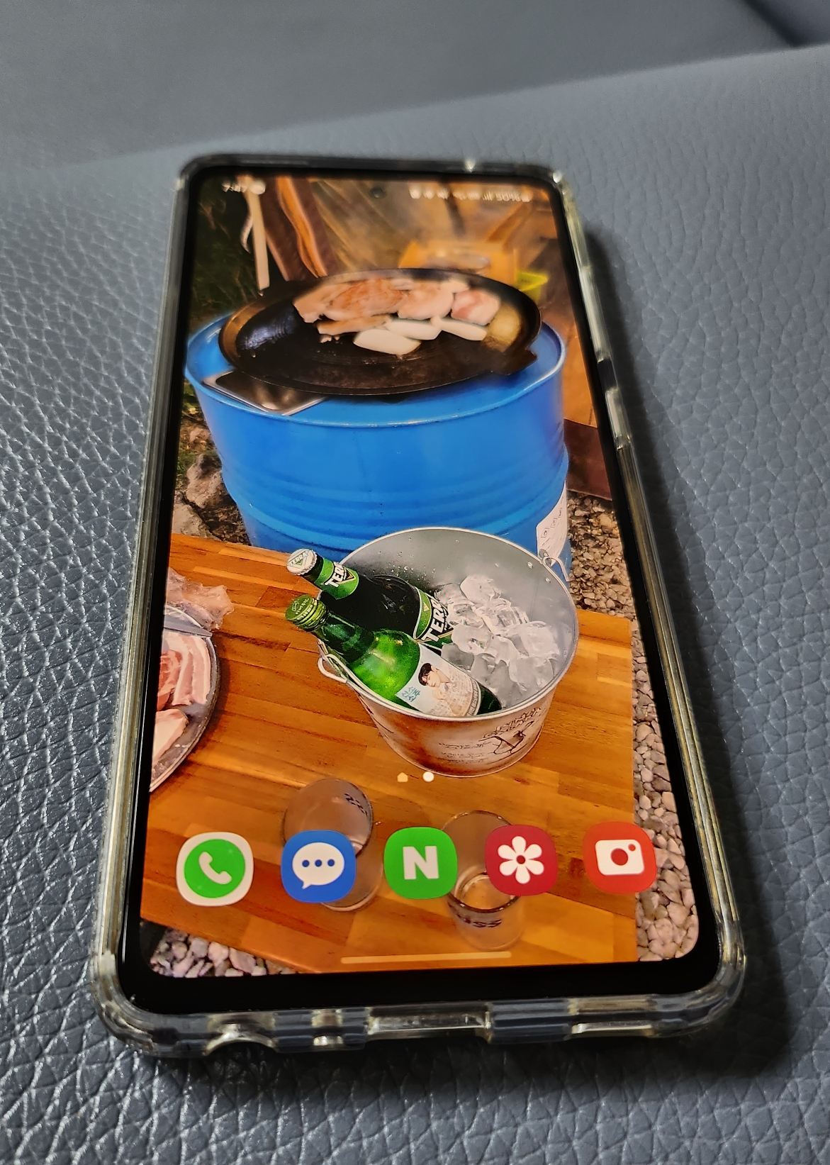 갤럭시 A52s 액정은 구세대 s8에서 사용했던, 슈퍼아몰레드 액정..이건 번인에 취약함!