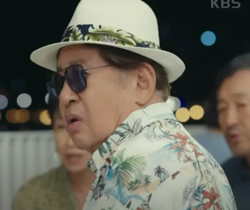 배우-김용건-사진