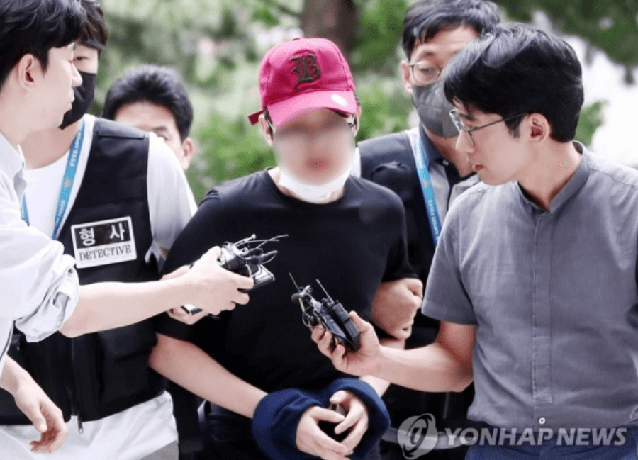 비행기 문 강제개방 범인 마약 검사 양성