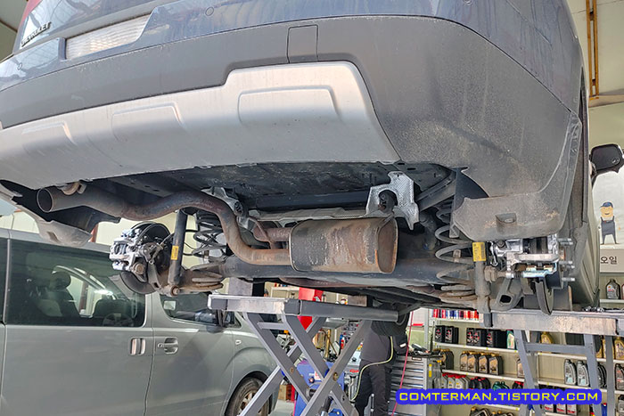 올란도 캘리퍼 교체 에어 빼기