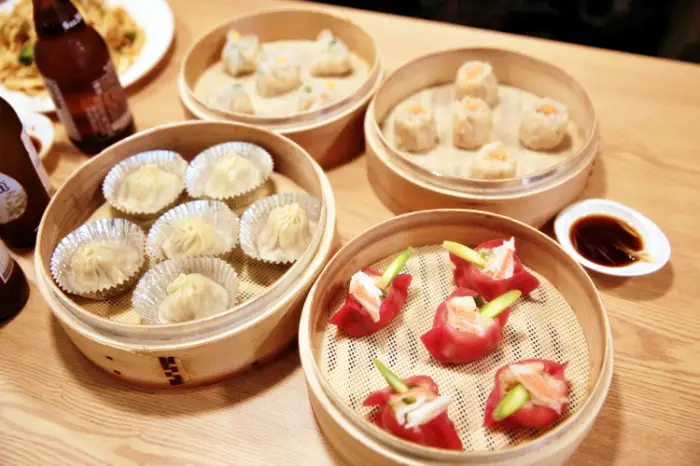 줄서는식당 건대입구역 건대 맛집 홍석천 추천 딤섬과 매콤 담백한 도삭면 맛있는 곳 소개
