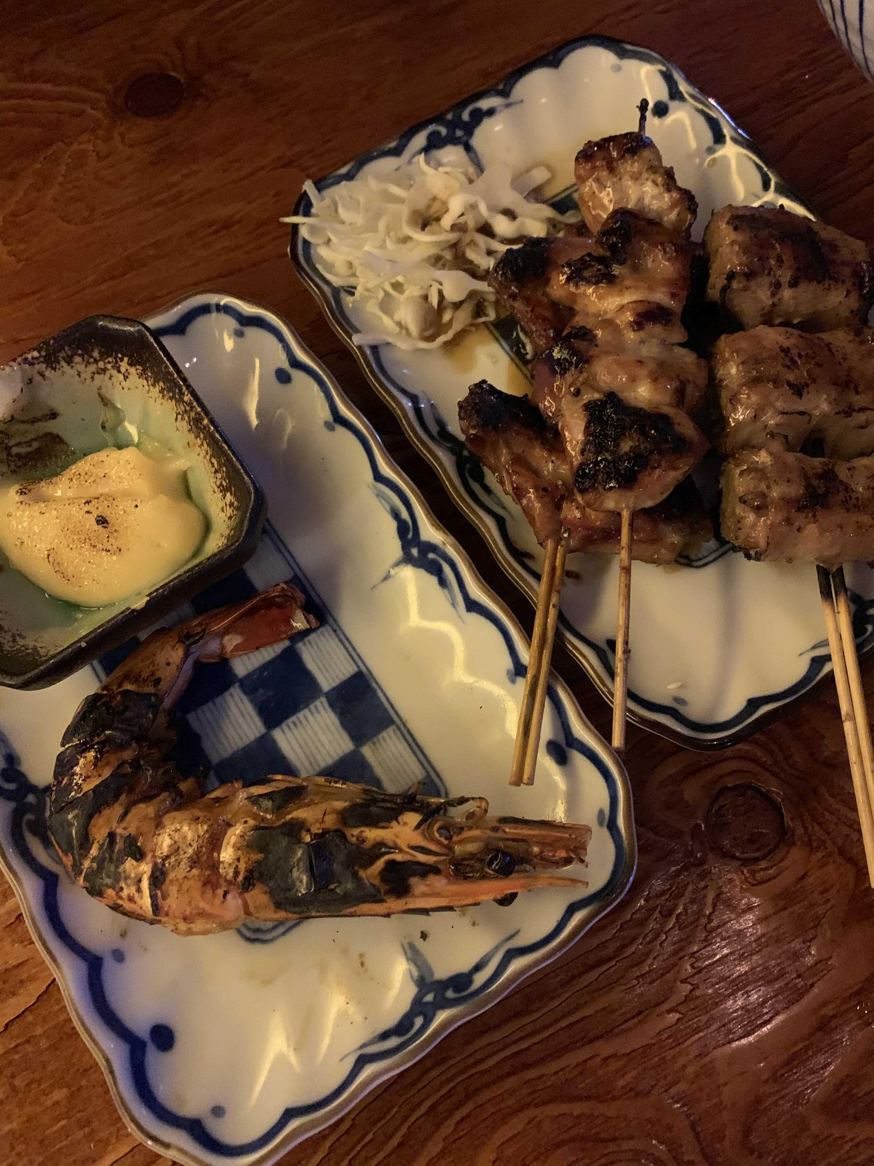 목살꼬치와 닭날개꼬치