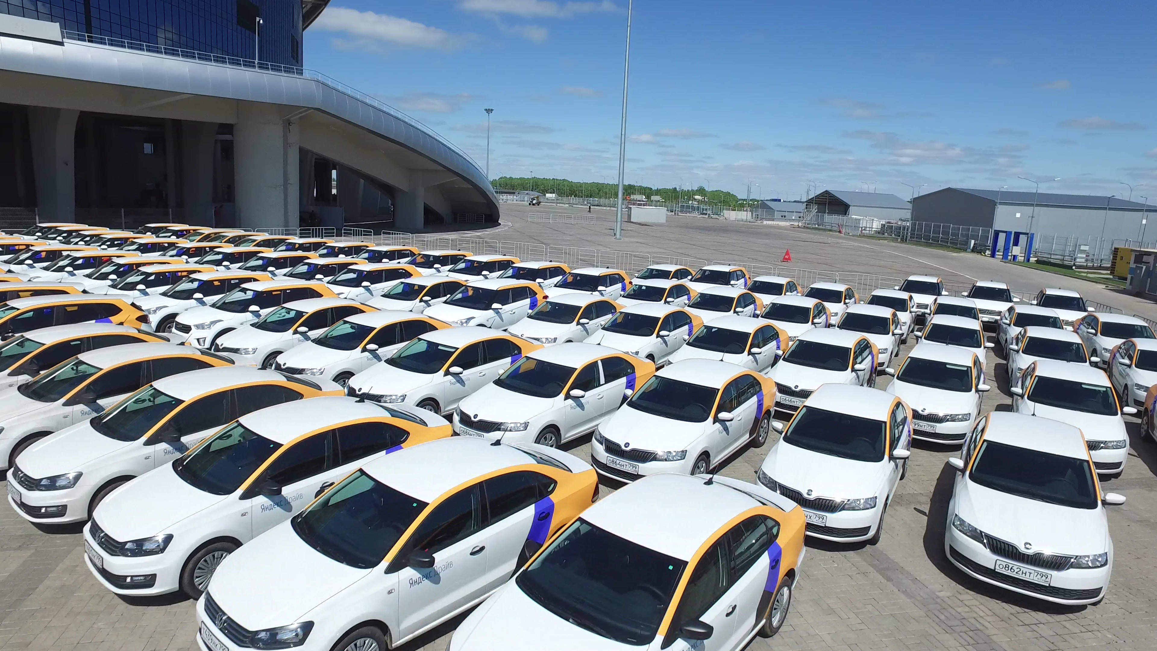 자동차에서 연료펌프의 압력을 측정하는 차량들