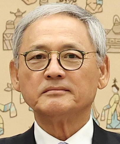 유인촌 장관 후보자와 배우인 장남