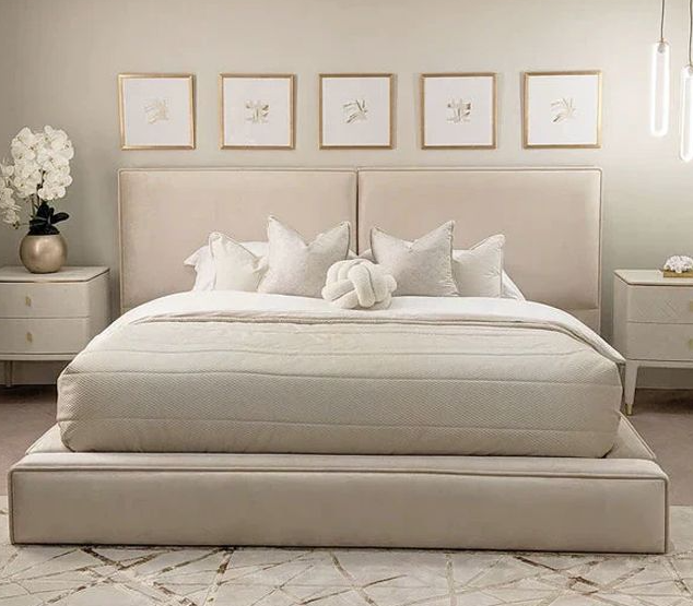 슈퍼킹 사이즈 침대