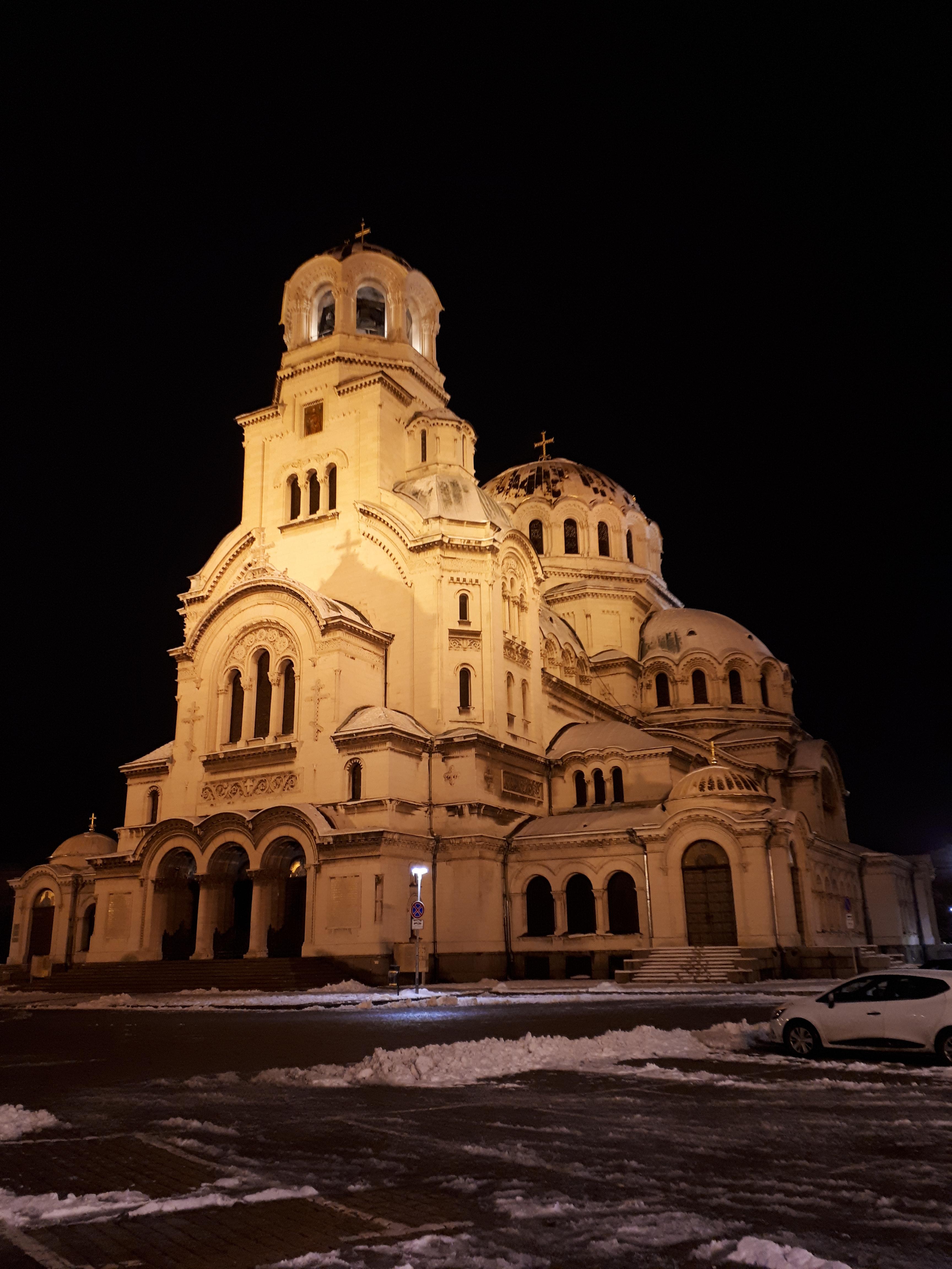 불가리아 소피아 눈내린 알렉산더 네프스키 대성당