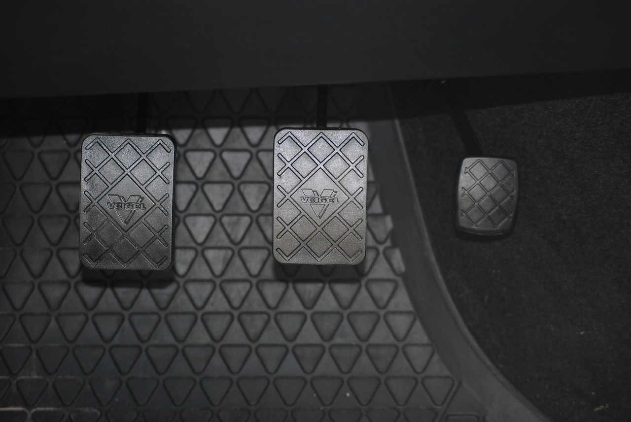 자동차 급정거 급출발