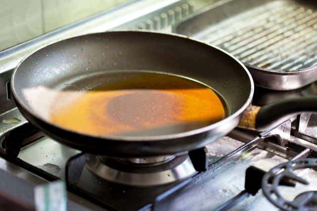 식용유 버리는 법 싱크대 막힘 싱크대 막혔을때, 싱크대 하수구 막힘 막혔을때, 싱크대 막힌 것 어떻게 뚫나요, 생활 팁줌 매일꿀정보