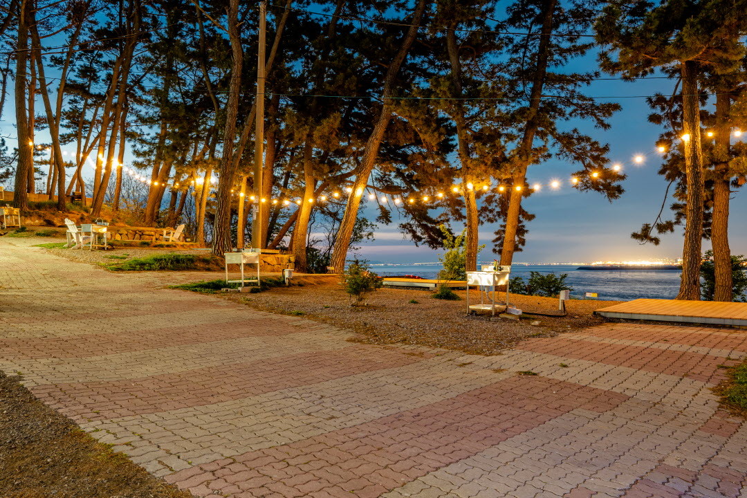 [경기] 안산 : 홀리데이캠핑파크 대부도점 (애견동반가능)