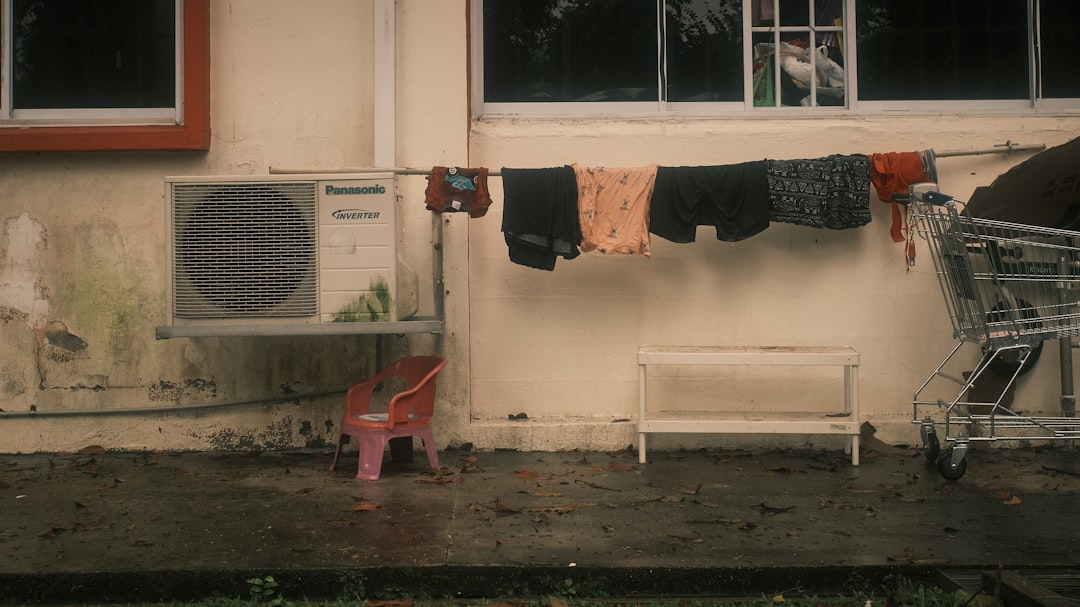 Air conditioner.