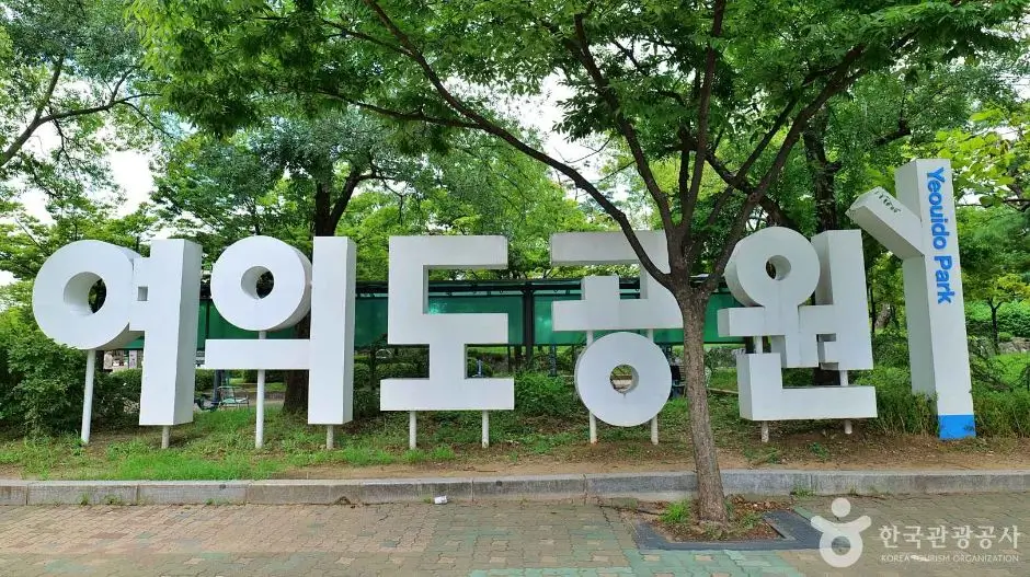 2ee1c0b0-76c1-4eec-b425-b07009362f6b