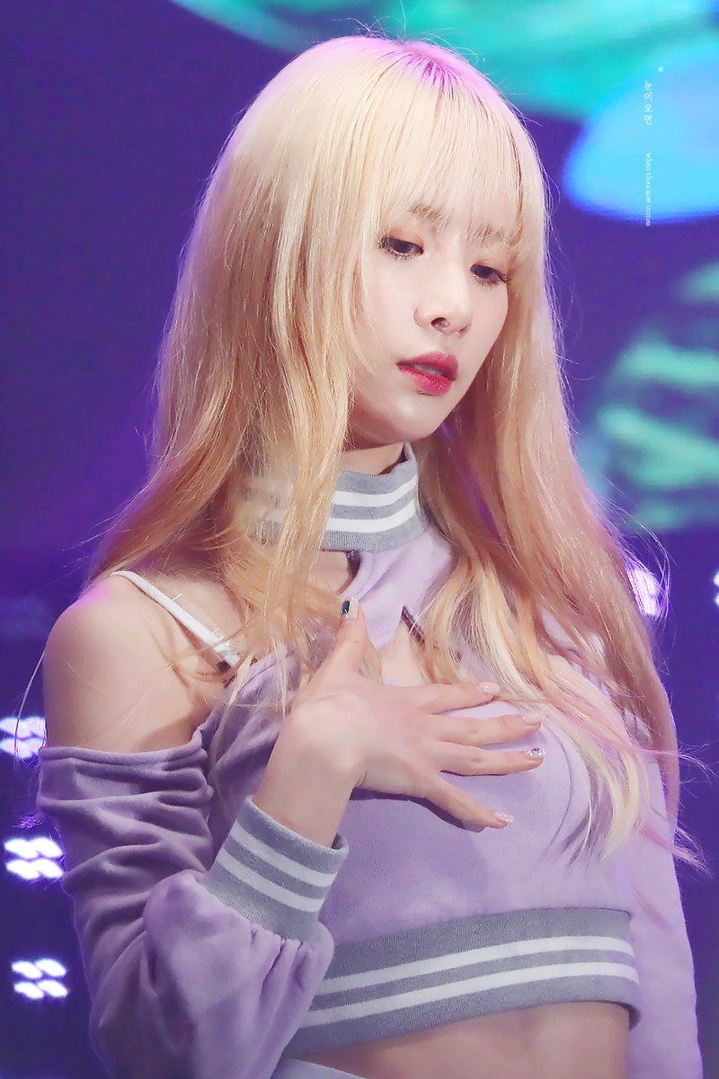 우주소녀 설아 인스타그램 사진 몸매