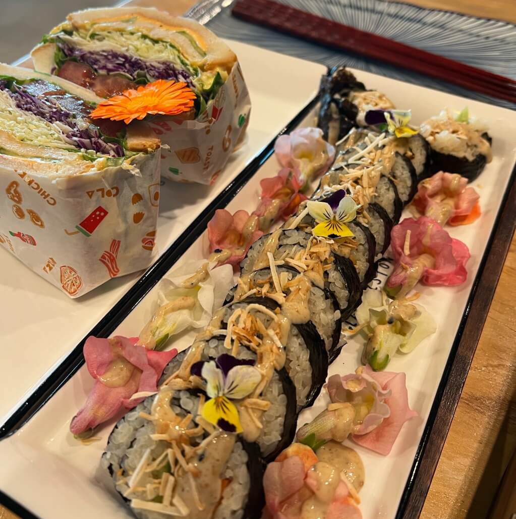 6시 내고향 충남 청양의 식용 꽃 카페 꽃이 머무는 자리 (꽃차, 꽃비빔밥, 꽃김밥 맛집)