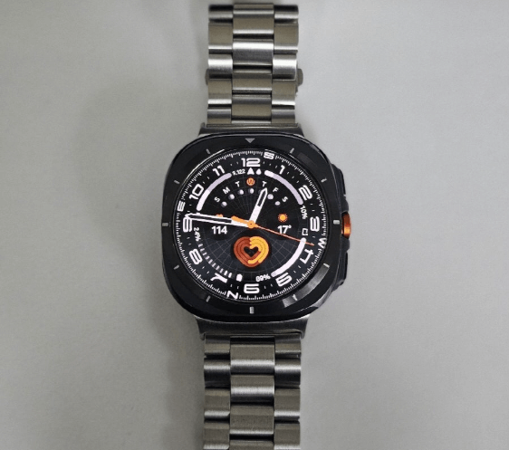 2025 갤럭시 워치 울트라 그레이 사용 후기