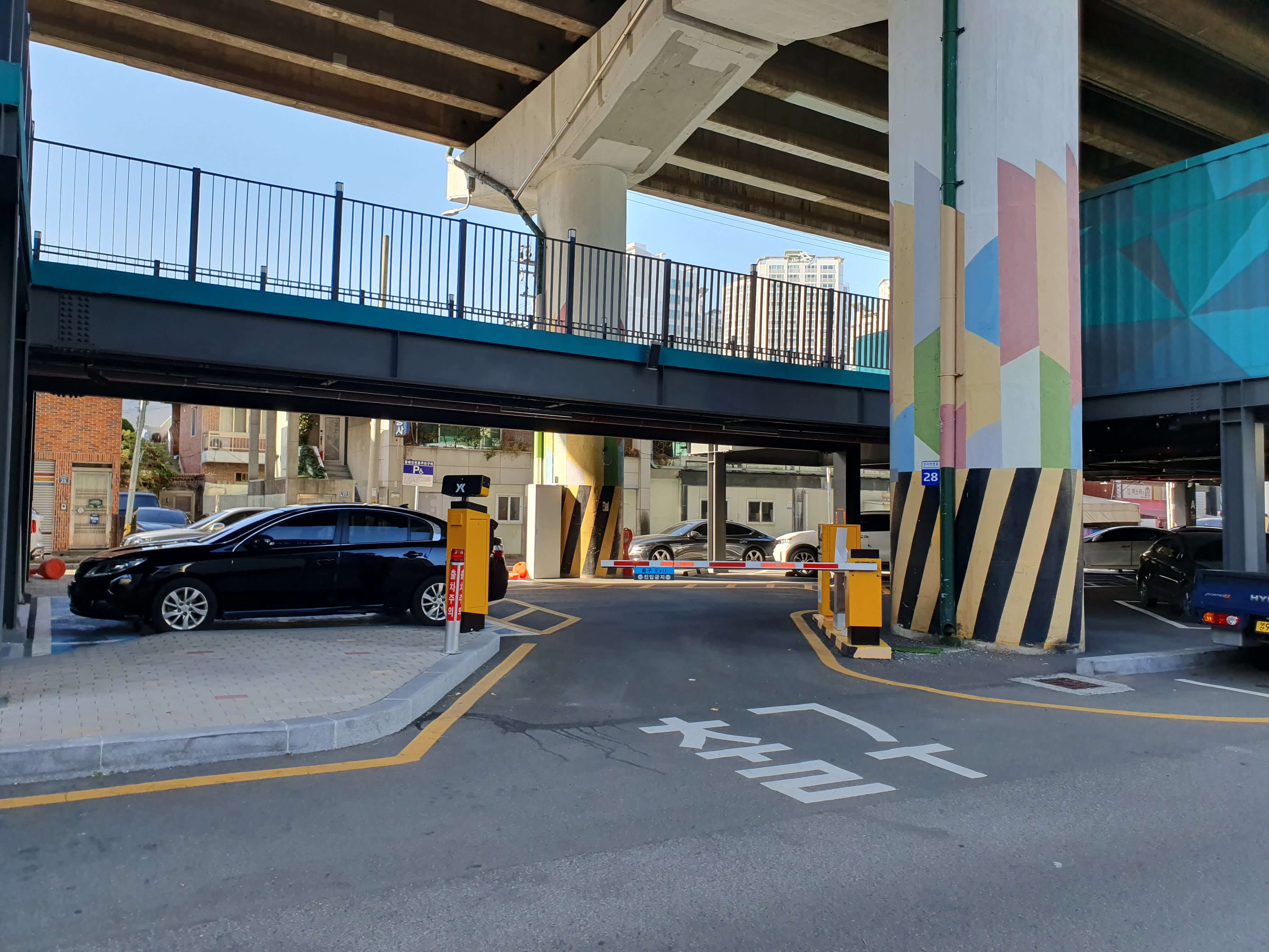 비콘그라운드 부설 시간제 A주차장 출구