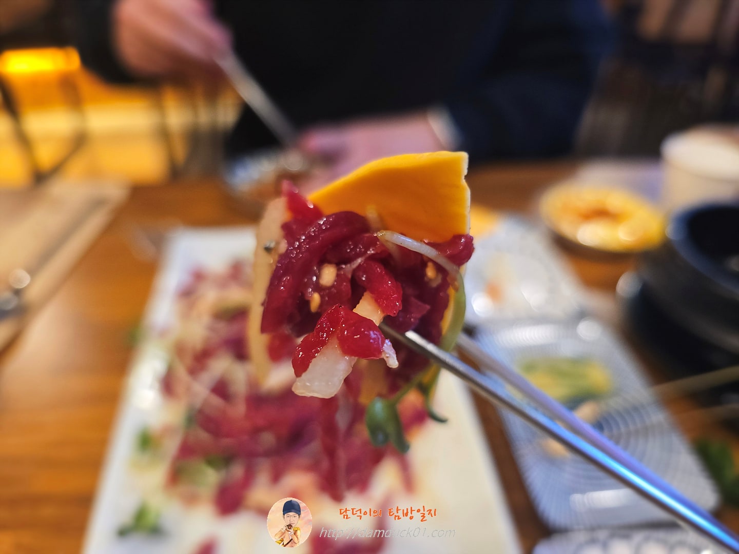 한우육회 (뭉티기 육회)