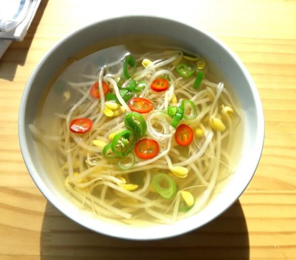 콩나물국