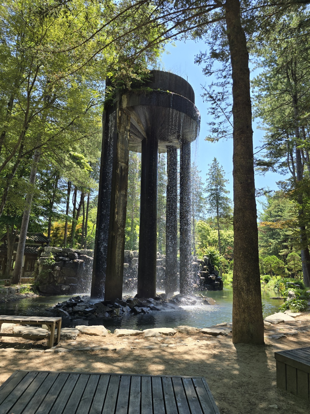 남이섬 백년하늘폭포 이미지