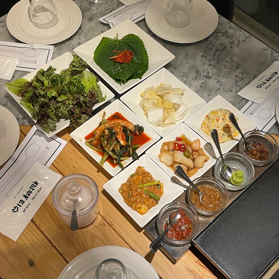 남부터미널 돼지고기 맛집 남부 - 기본찬