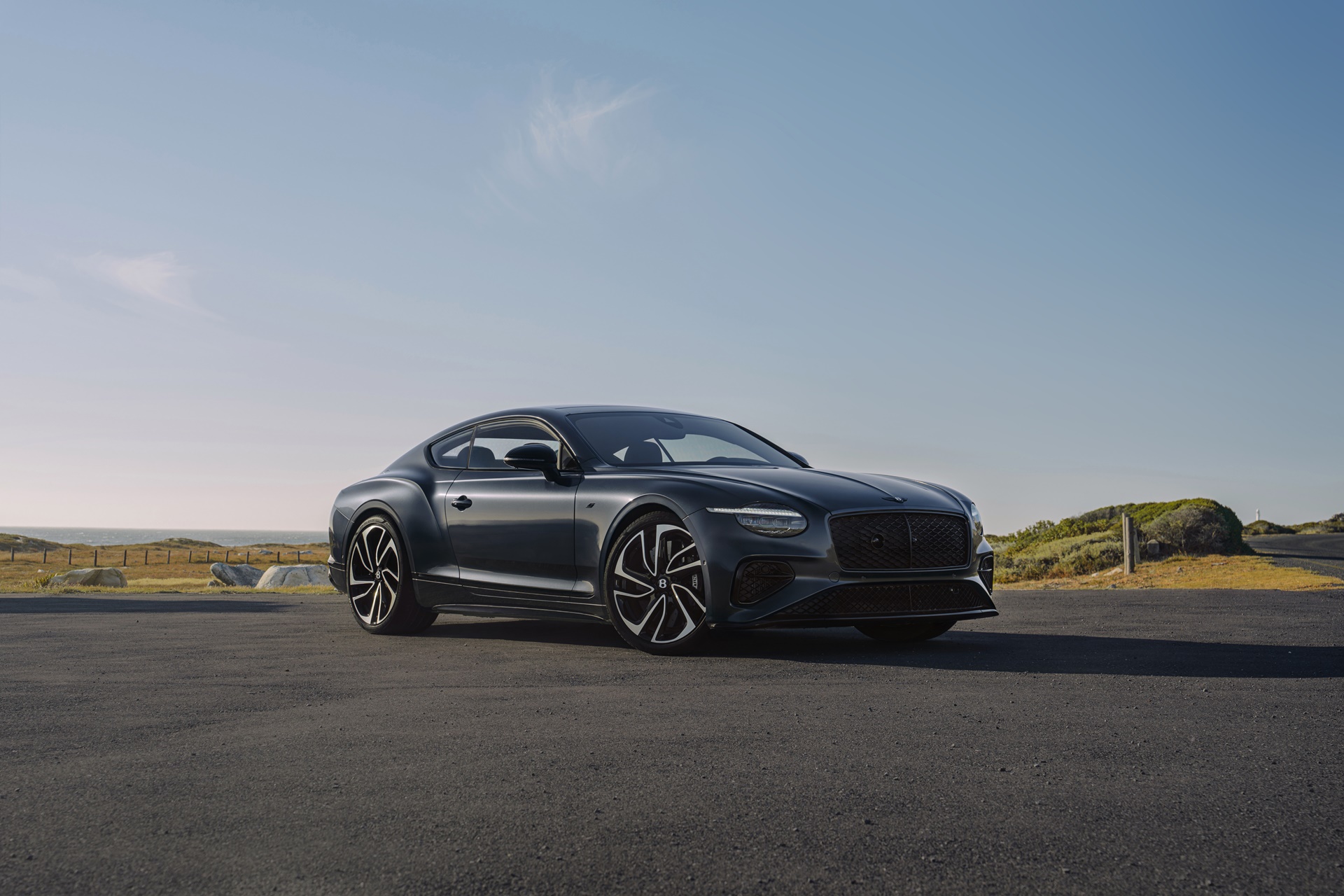 벤틀리 뉴 컨티넨탈 GT S 이미지