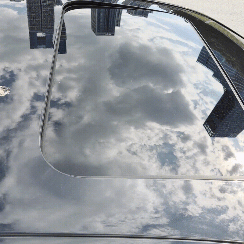 선루프가 끝까지 열리는 모습